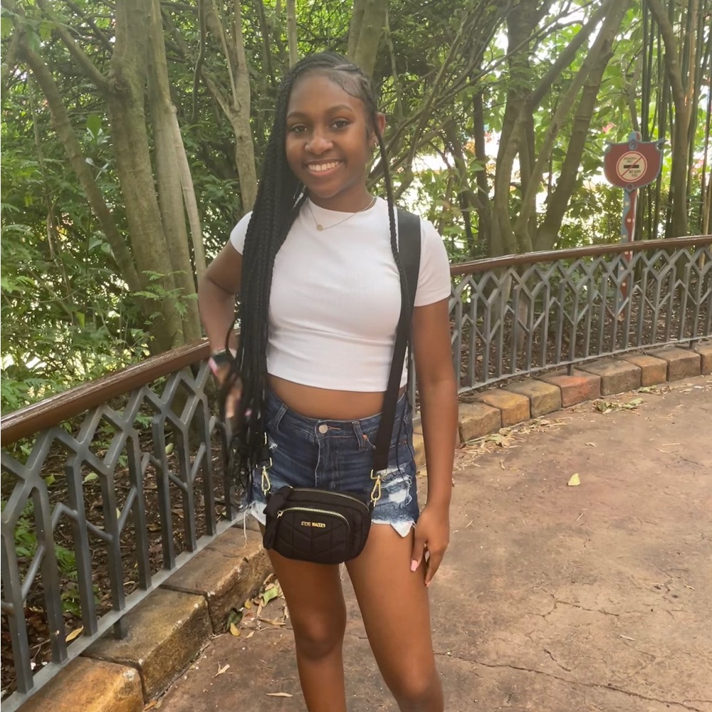 Meet your Posher, Jashon